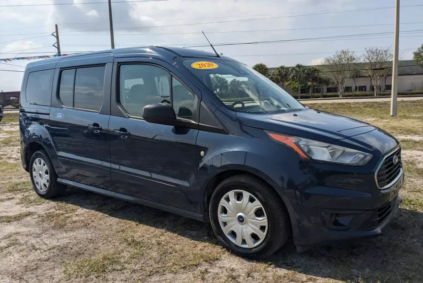 2020 Ford Transit XLT photo 1