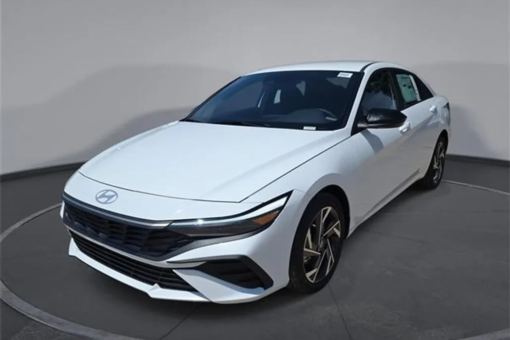 2025 Hyundai Elantra Hybrid SEL Sport photo 1