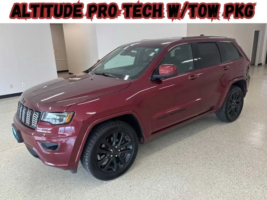 2021 Jeep Grand Cherokee Laredo X photo 1