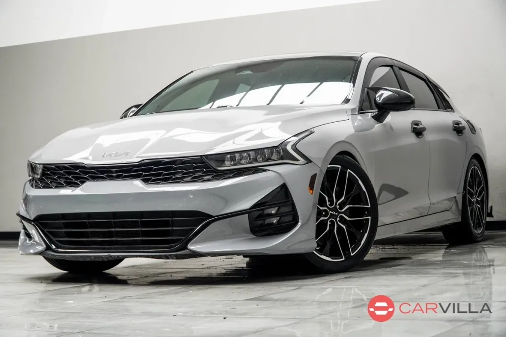 2023 Kia K5 GT photo 1