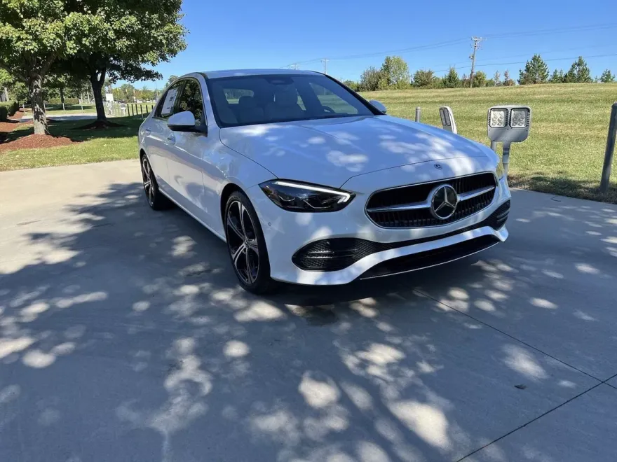 2025 Mercedes Benz C 300 photo 1