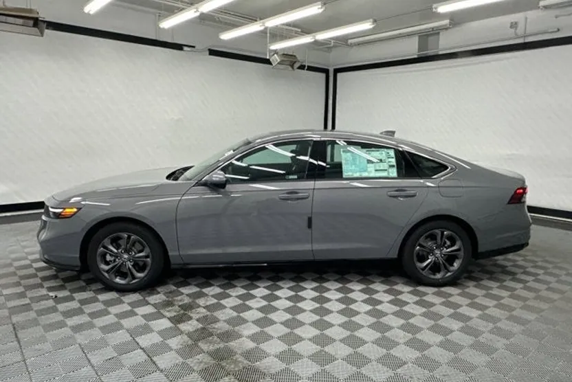 2025 Honda Accord Hybrid EX-L photo 1