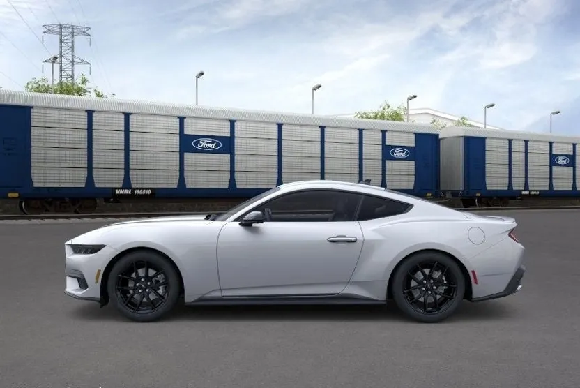 2025 Ford Mustang EcoBoost Premium photo 1