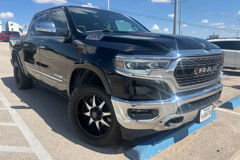 2021 Ram 1500 Limited photo 1