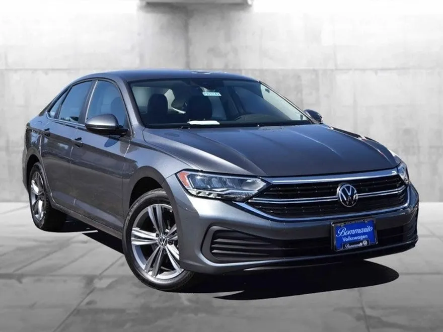 2024 Volkswagen Jetta SE photo 1