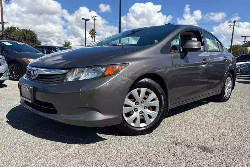 2012 Honda Civic LX photo 1