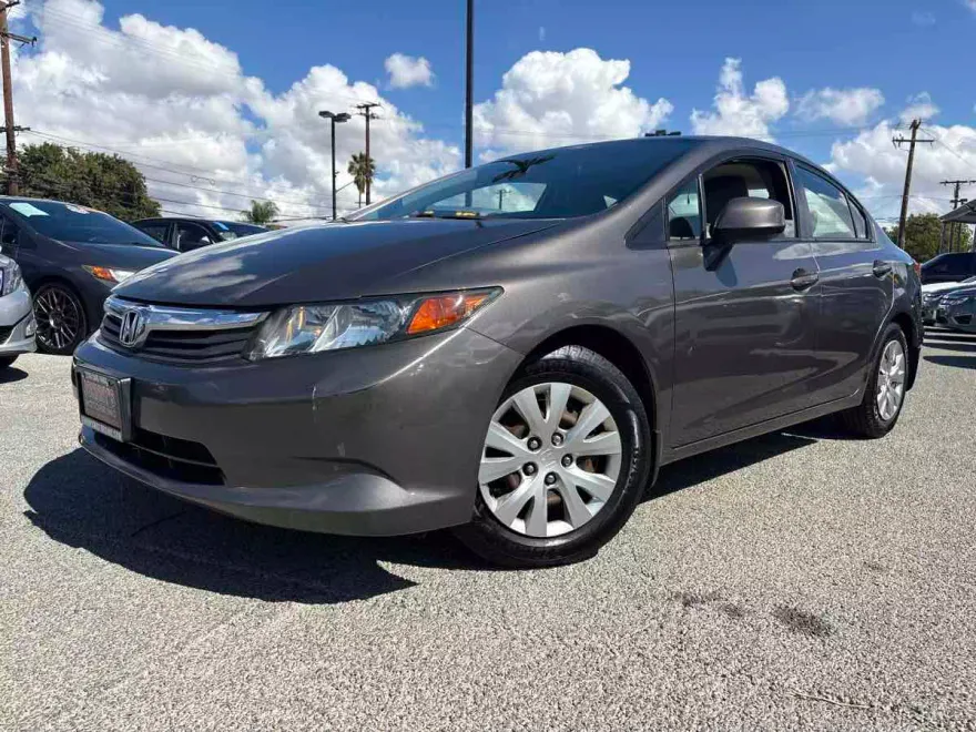 2012 Honda Civic LX photo 1