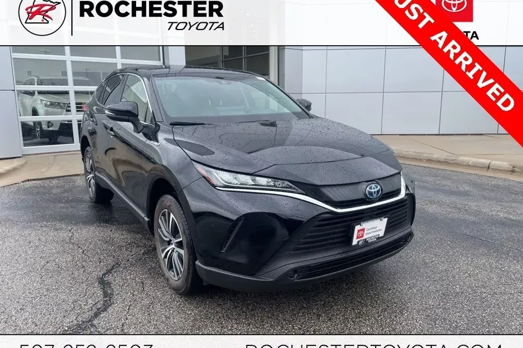 2021 Toyota Venza LE photo 1