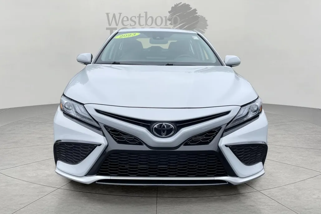 2023 Toyota Camry XSE photo 1