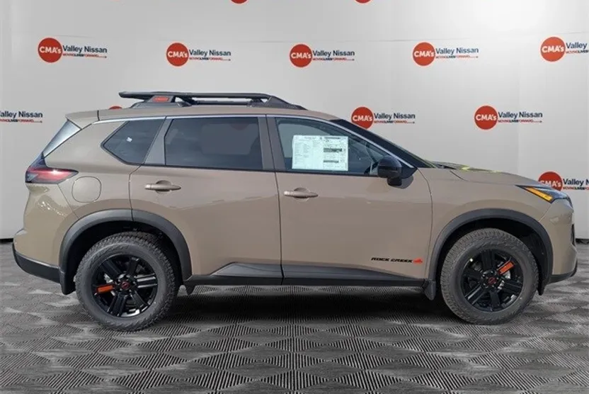 2026 Nissan Rogue SV photo 1
