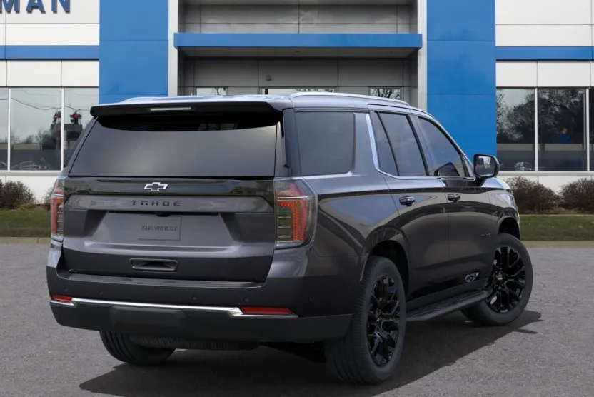 2025 Chevrolet Tahoe LS photo 1