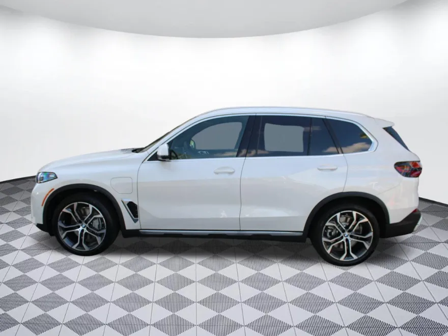 2026 Bmw X5 xDrive50e photo 1