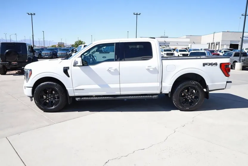 2022 Ford F-150 Lariat photo 1