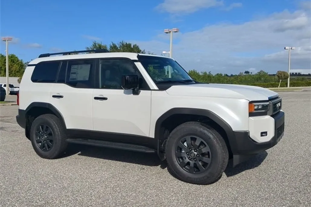 2025 Toyota Land Cruiser Base photo 1