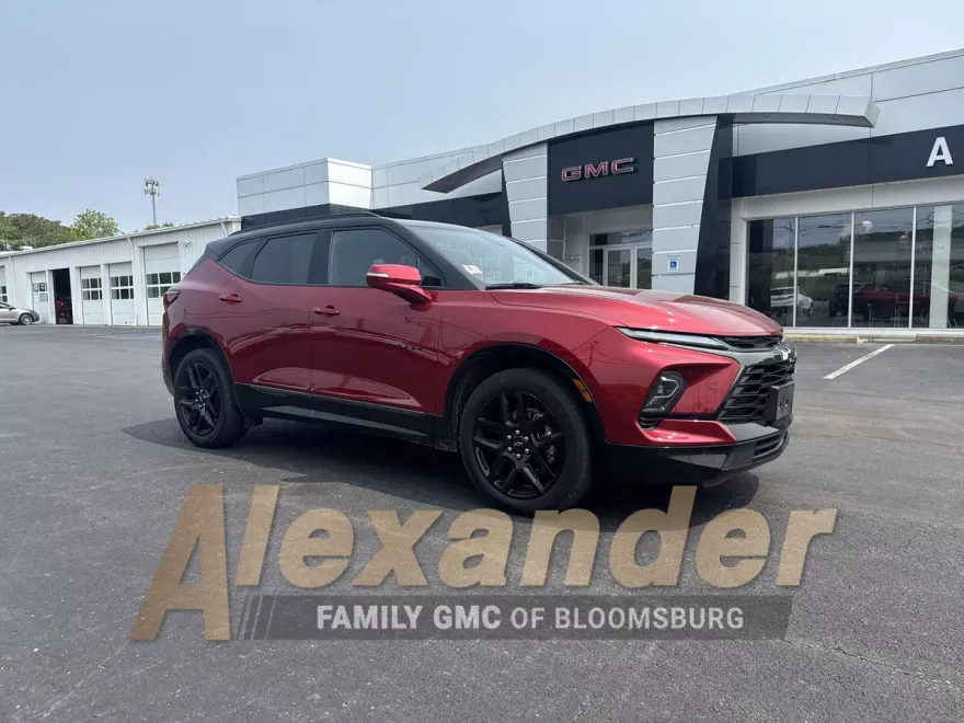 2023 Chevrolet Blazer RS photo 1