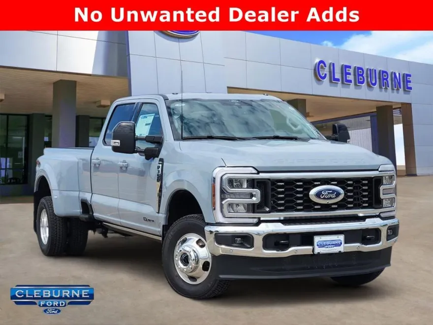 2025 Ford F-350 Lariat photo 1