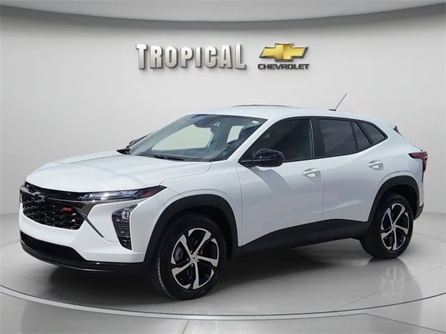 2025 Chevrolet Trax photo 1