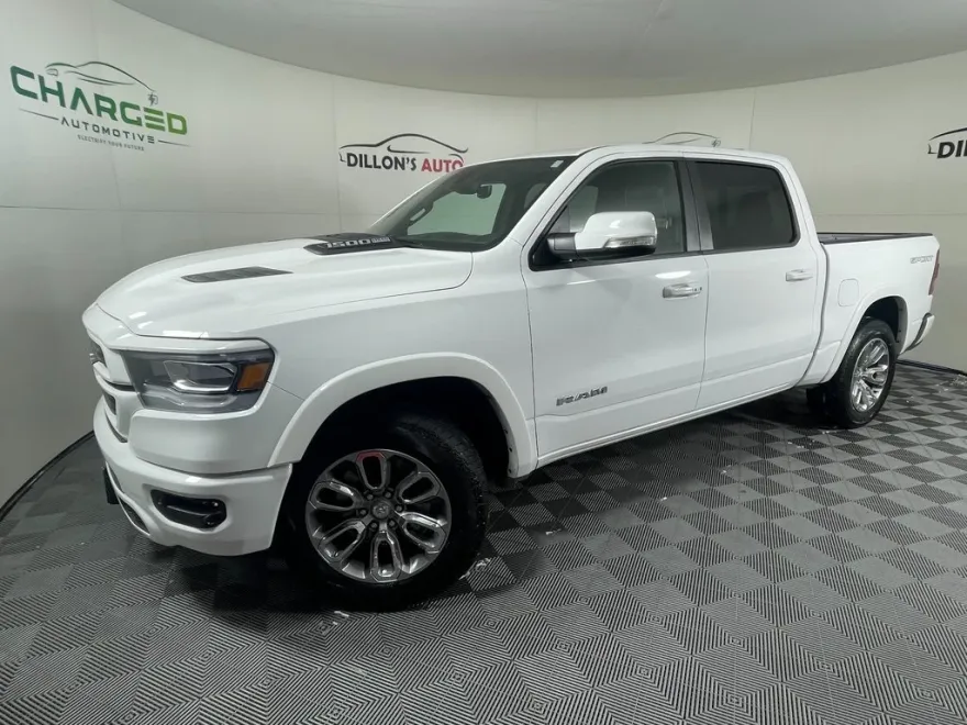 2022 Ram 1500 Laramie photo 1