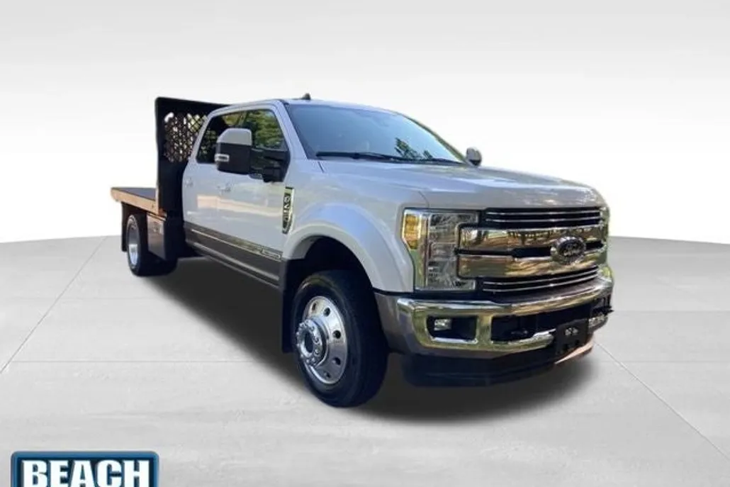 2019 Ford F-450 Lariat photo 1