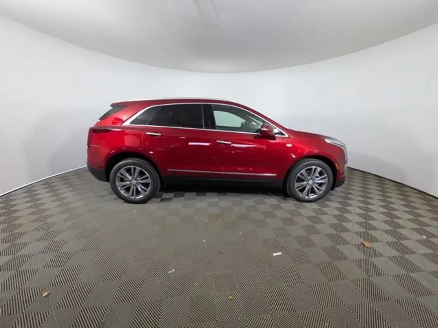 2025 Cadillac XT5 Premium Luxury photo 1
