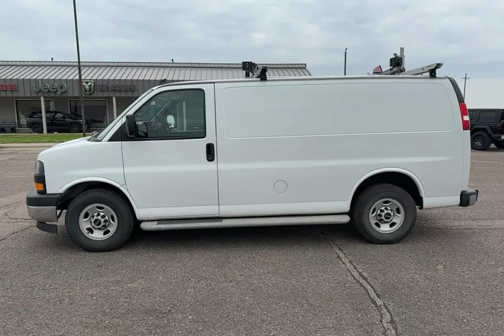 2019 Gmc Savana 2500 Cargo photo 1