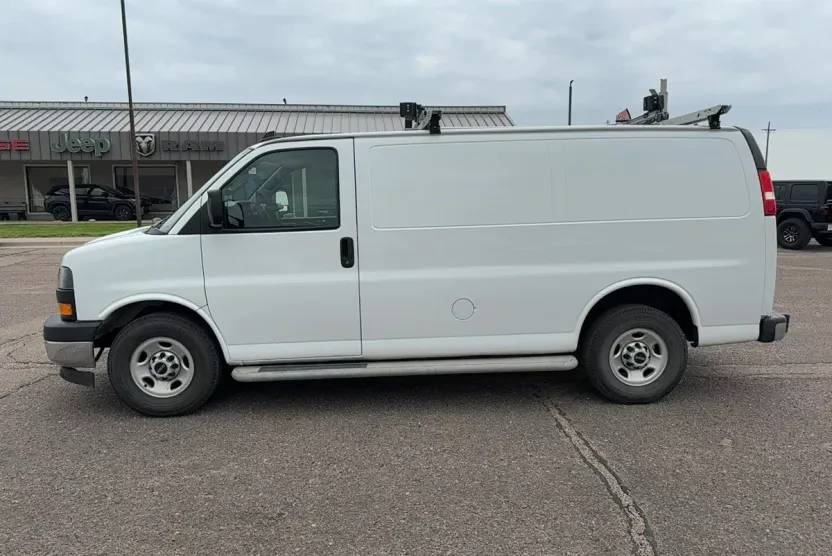 2019 Gmc Savana 2500 Cargo photo 1