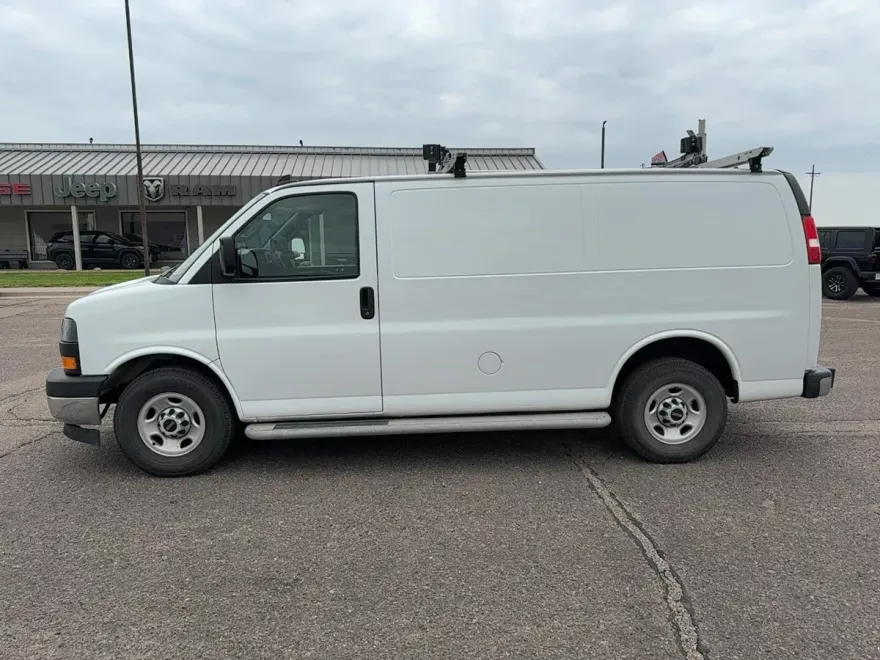 2019 Gmc Savana 2500 Cargo photo 1