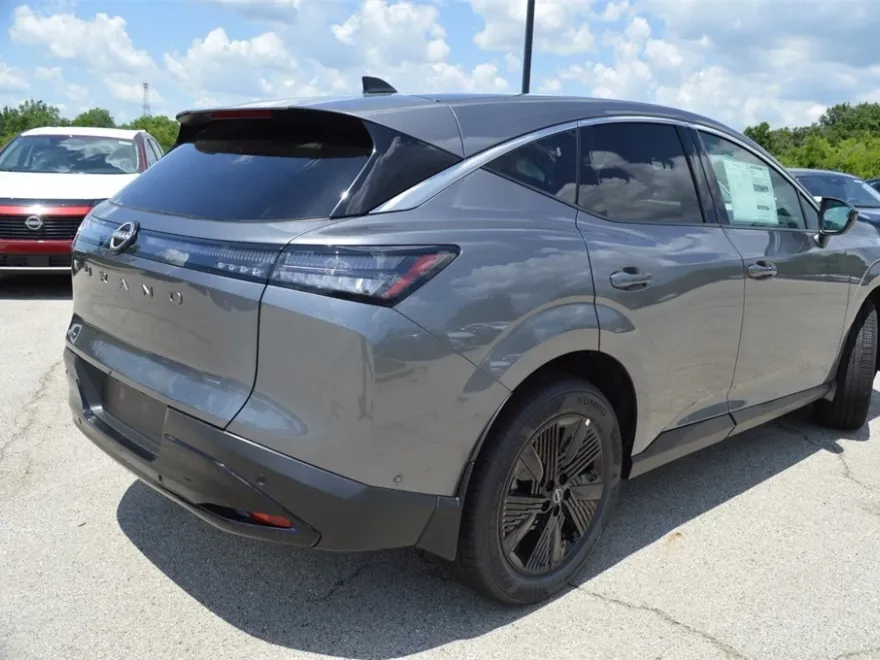 2025 Nissan Murano SV photo 1