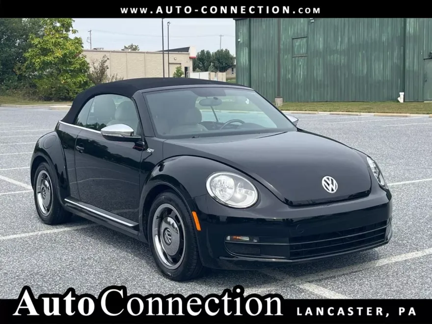 2013 Volkswagen Beetle 2.5L photo 1