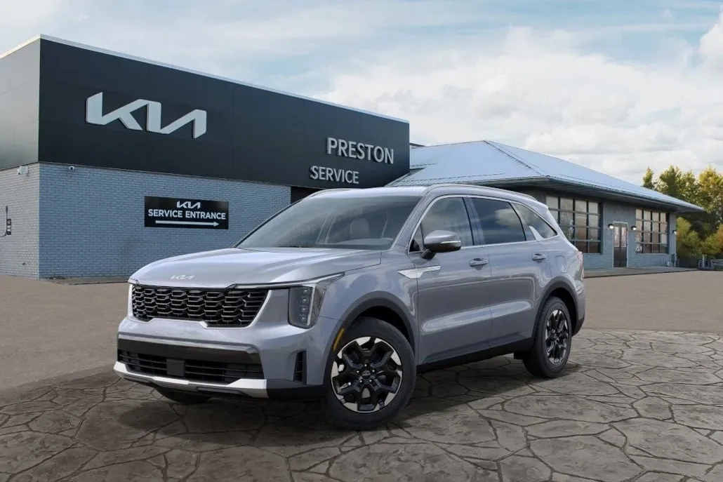 2025 Kia Sorento S photo 1