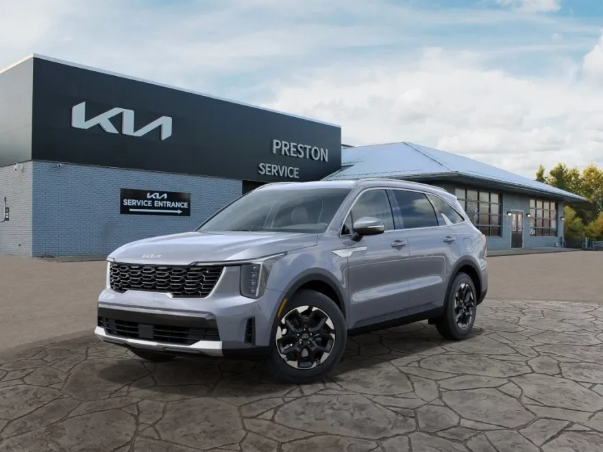 2025 Kia Sorento S photo 1