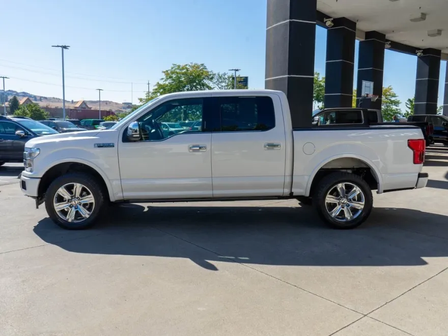 2018 Ford F-150 Platinum photo 1