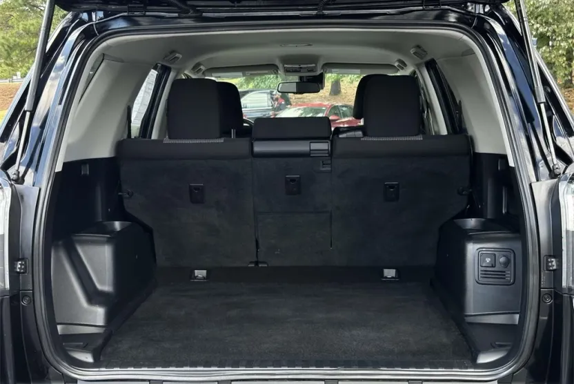 2024 Toyota 4Runner SR5 photo 1