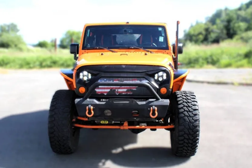 2013 Jeep Wrangler Unlimited Rubicon photo 1