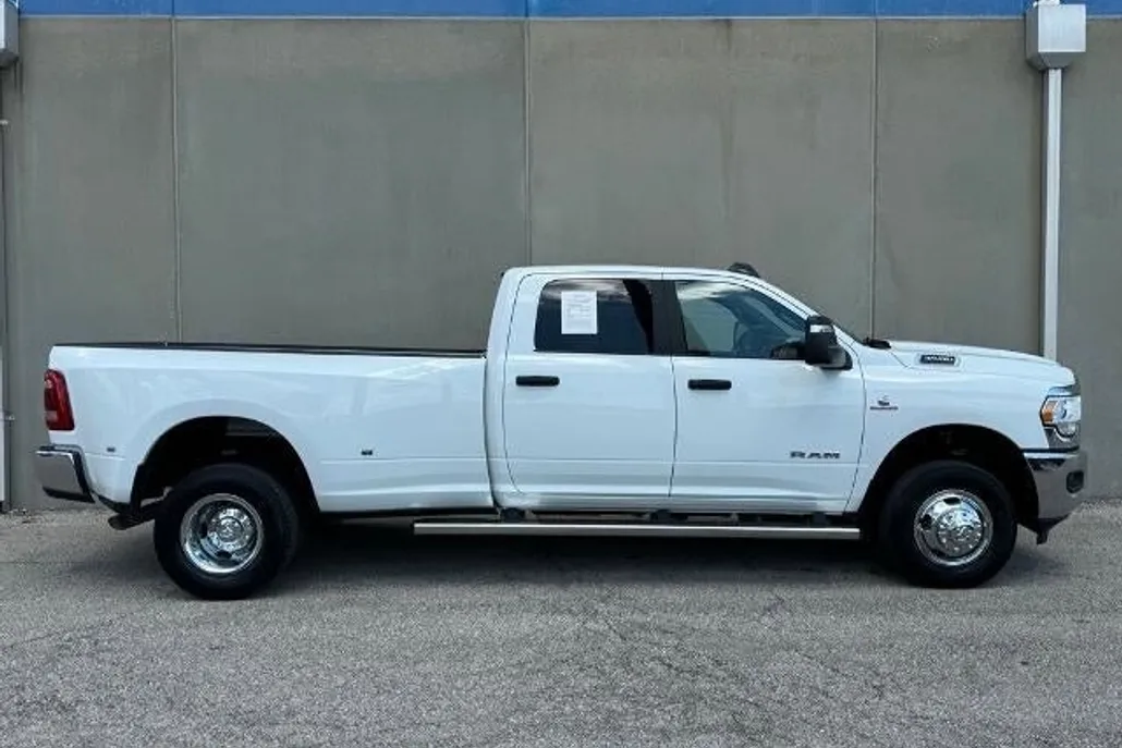 2024 Ram 3500 Big Horn photo 1