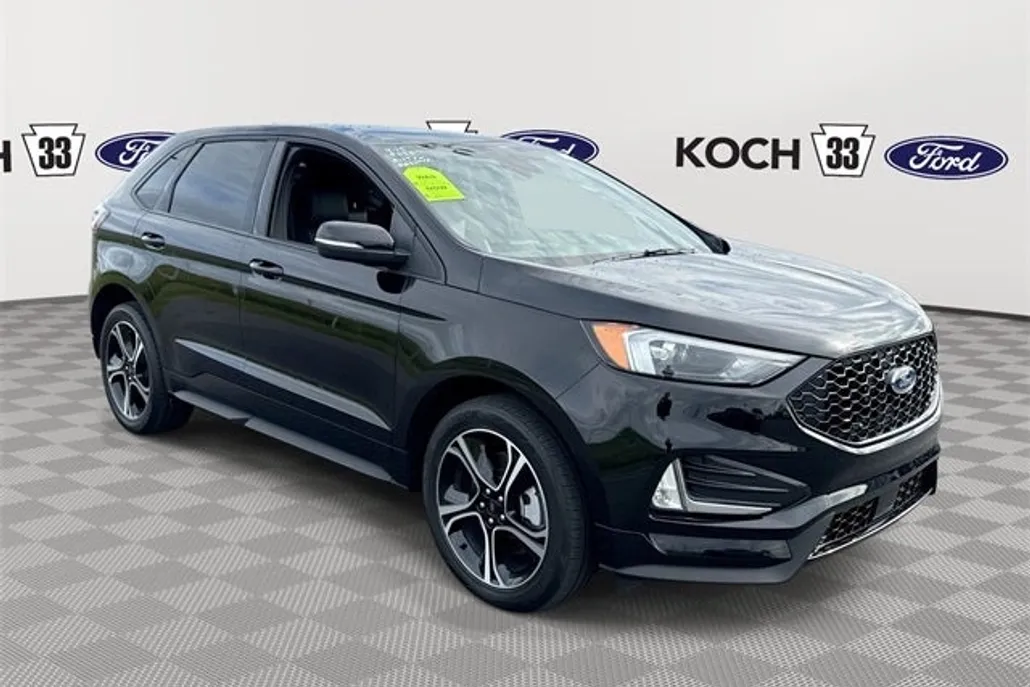 2024 Ford Edge ST photo 1