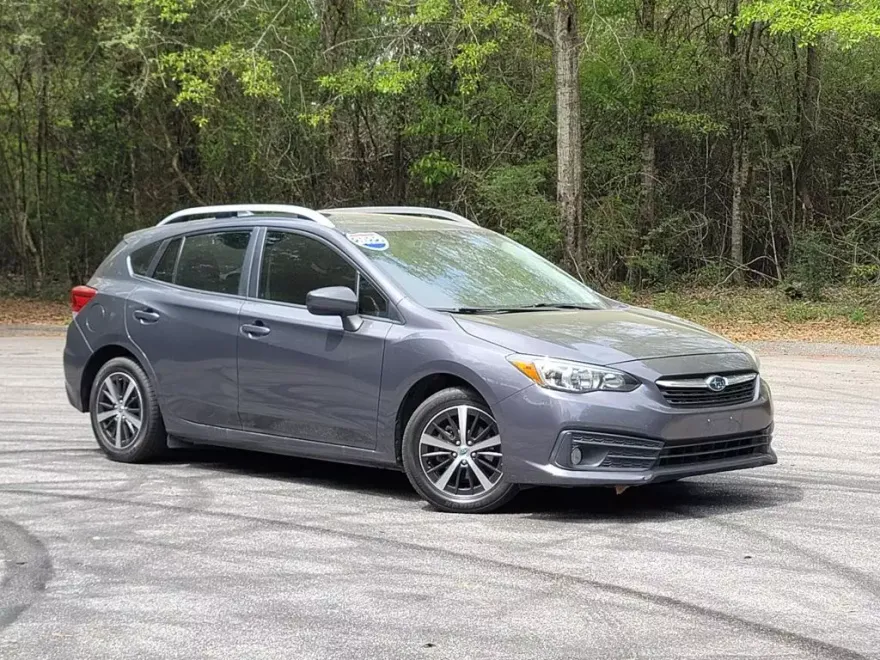 2022 Subaru Impreza Premium photo 1