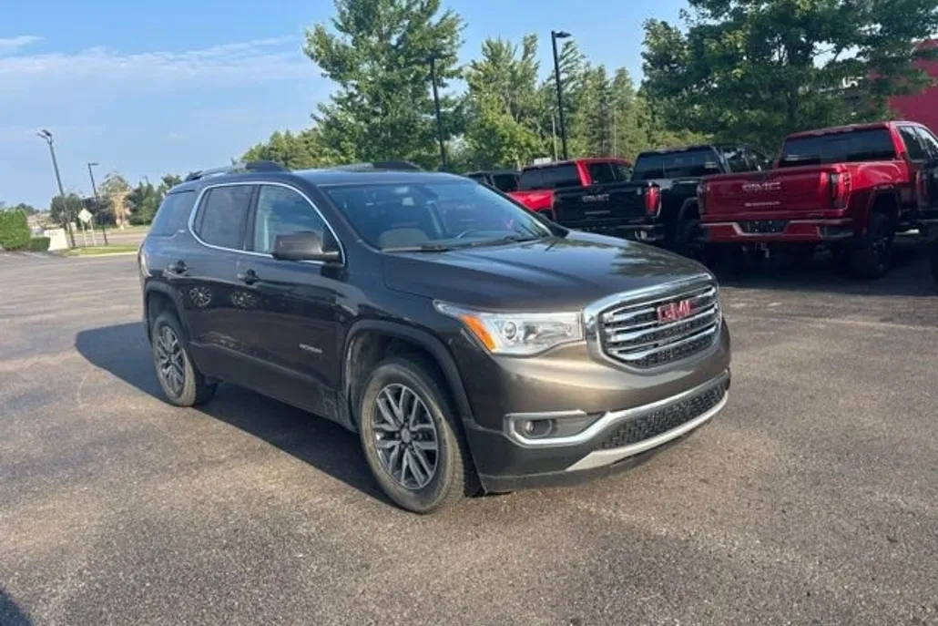 2019 Gmc Acadia SLE photo 1