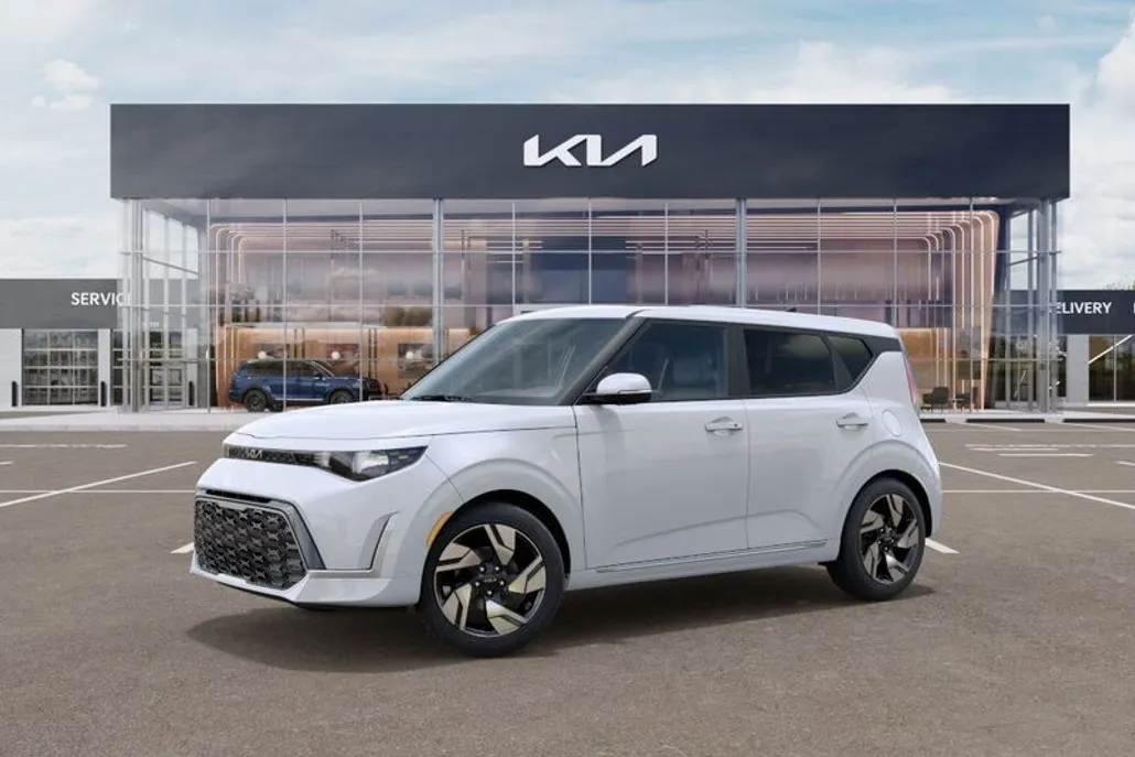 2025 Kia Soul GT-Line photo 1
