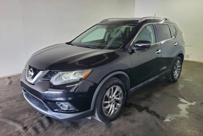2015 Nissan Rogue SL photo 1