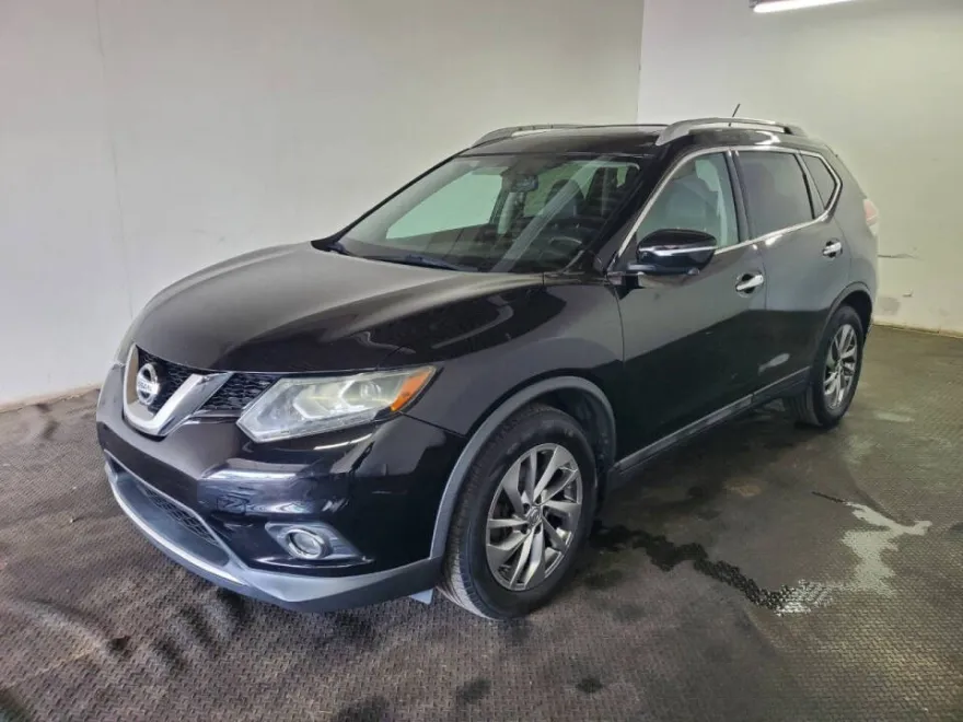 2015 Nissan Rogue SL photo 1
