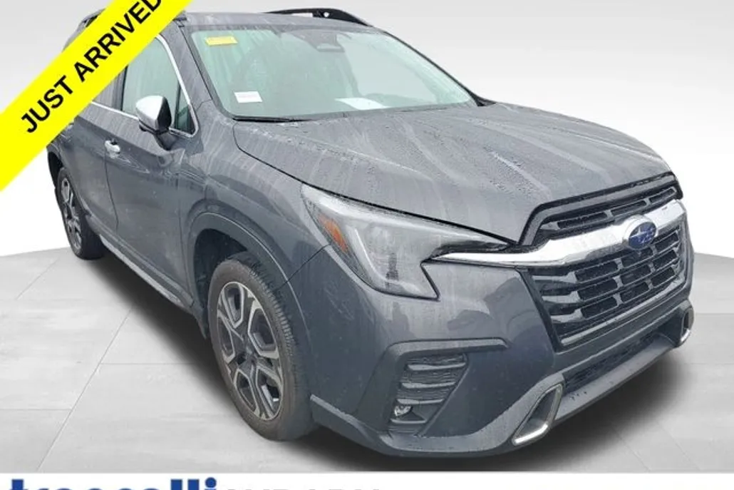 2023 Subaru Ascent Touring photo 1