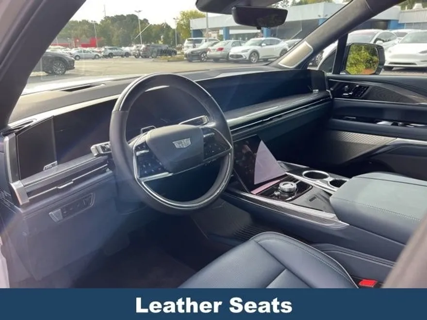 2025 Cadillac Escalade IQ Sport photo 1