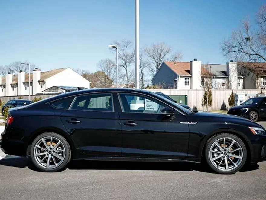 2025 Audi A5 45 S line Premium photo 1