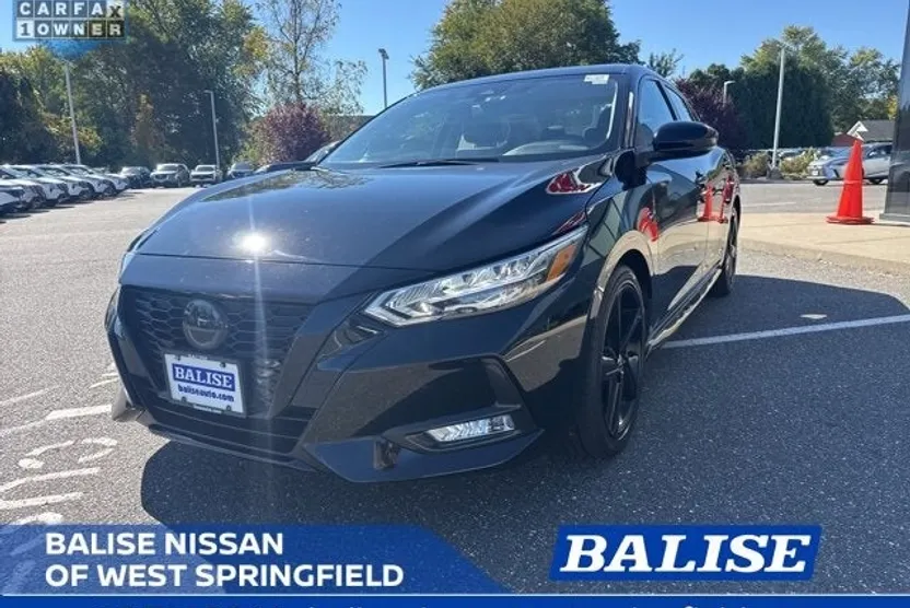 2022 Nissan Sentra SR photo 1