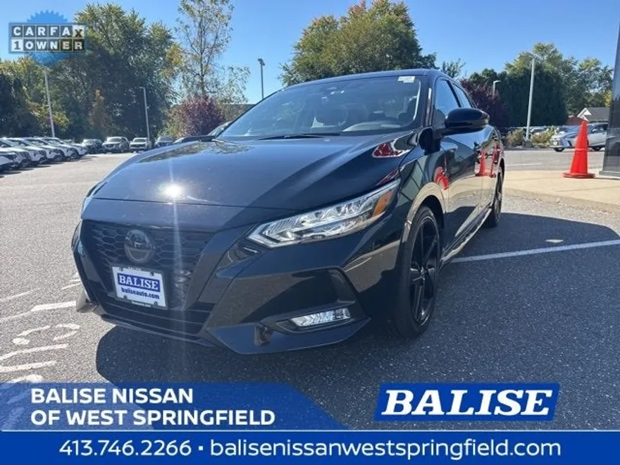 2022 Nissan Sentra SR photo 1