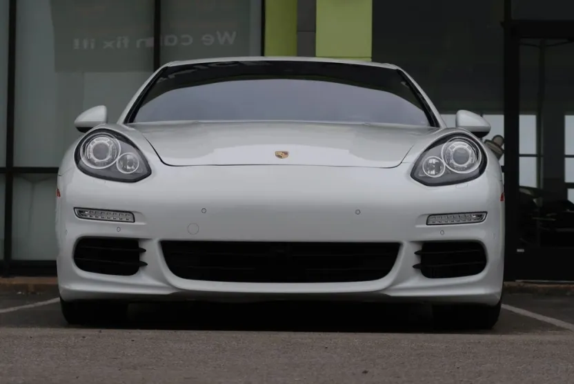 2015 Porsche Panamera photo 1