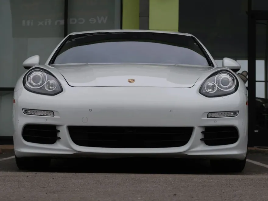 2015 Porsche Panamera photo 1