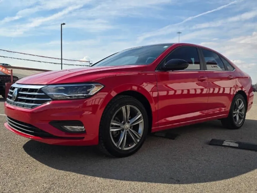 2019 Volkswagen Jetta SE R-Line photo 1