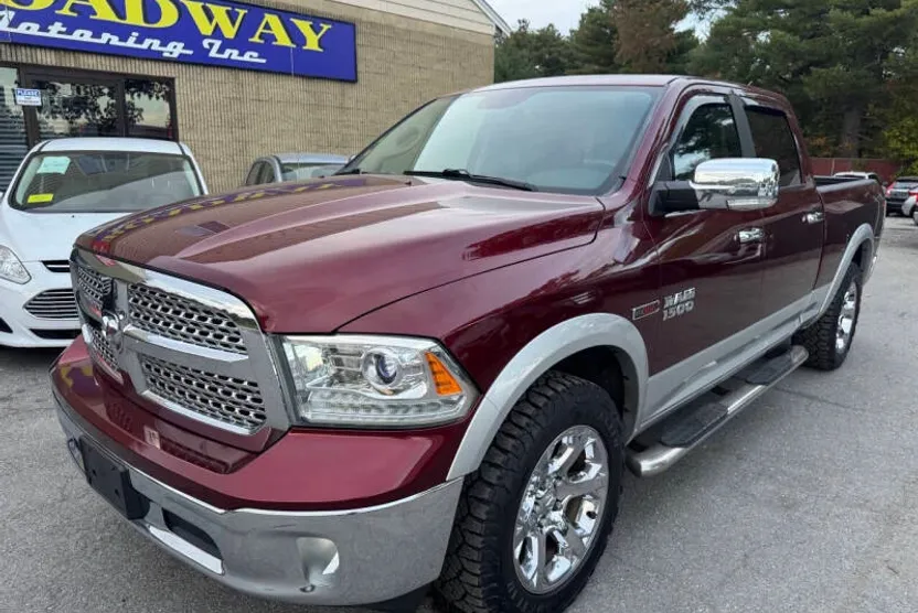 2016 Ram 1500 Laramie photo 1